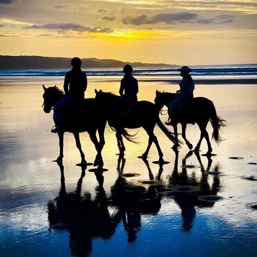 90 Mile Paradise Ahipara Bagian luar foto